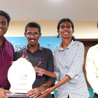 Ms. Anna Dominic and Mr. Anugrah V. K. of Department of History receiving the First Prize from the Ernakulam District Collector Mr. N S K Umesh IAS for the Quiz Competition held by Systematic Voters’ Education and Electoral Participation